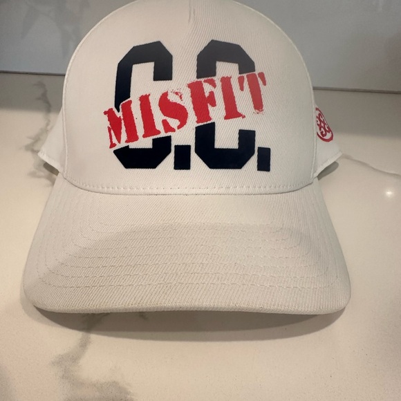 G/FORE HATS BUNDLE “2” - Picture 7 of 7